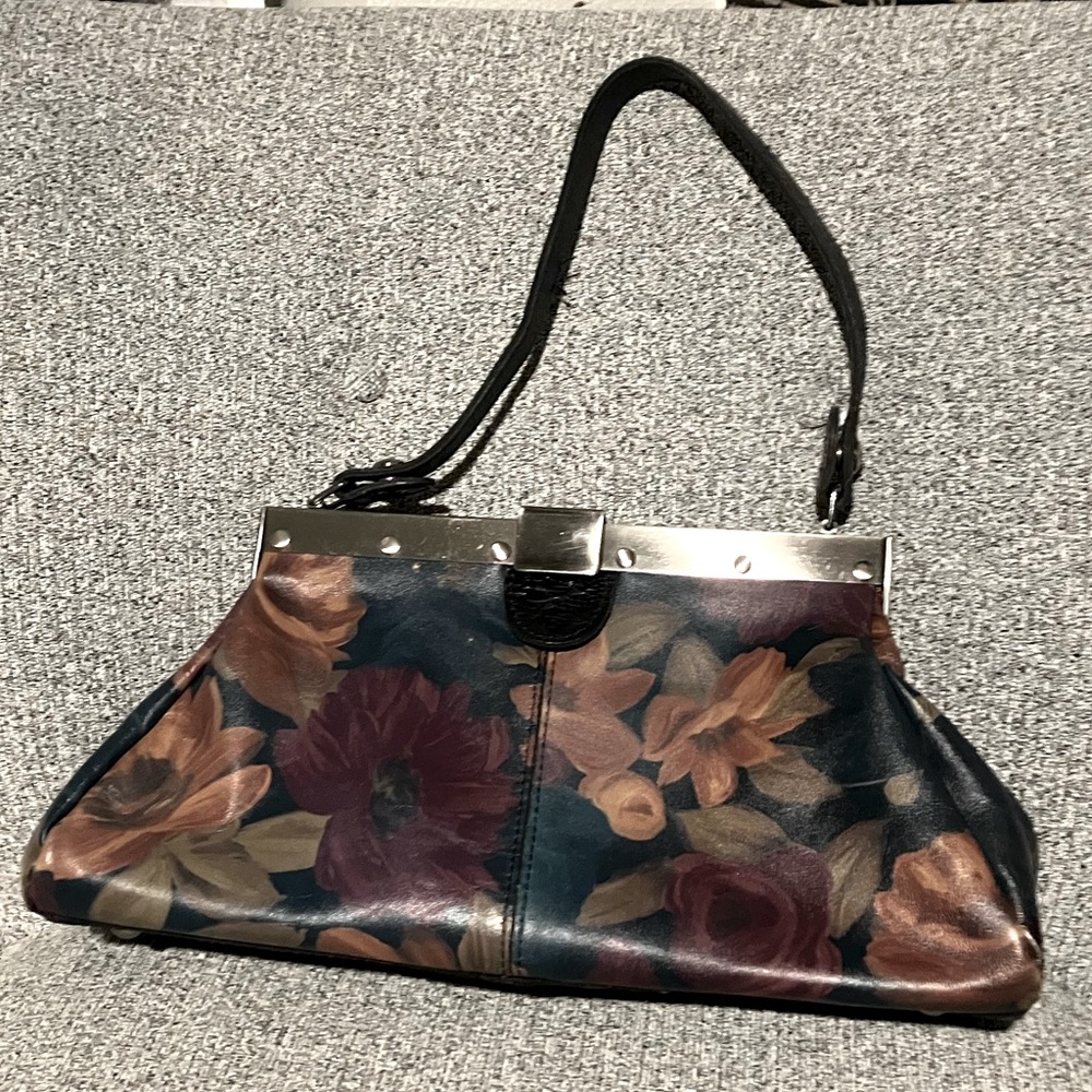 Like NEW • Patricia Nash Ferrara frame floral leather satchel